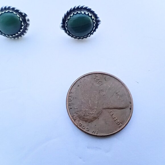 Genuine Vintage Native American Silver and Malachite Earrings - Picture 1 of 5